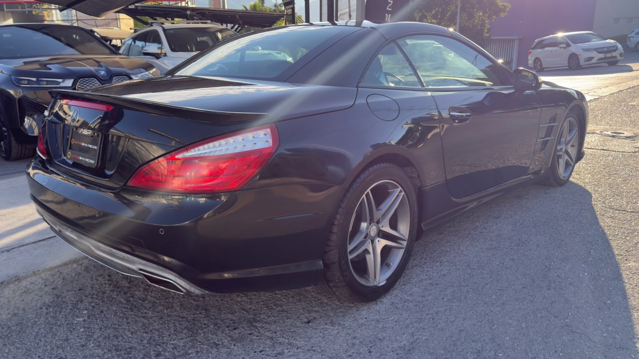 MERCEDES BENZ SL 500 2013