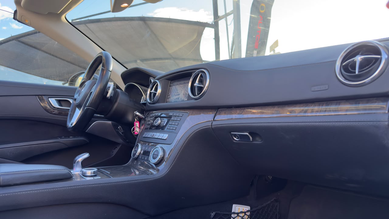 MERCEDES BENZ SL 500 2013