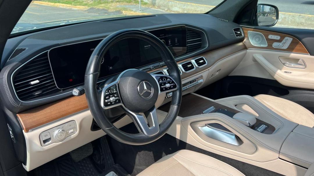 Mercedes Benz GLS 450 4MATIC 2021