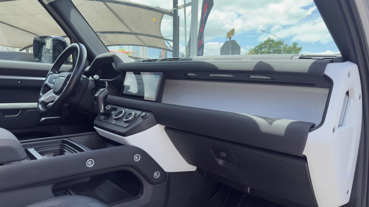 LAND ROVER DEFENDER S 3.0L MHEV 400PS 2021