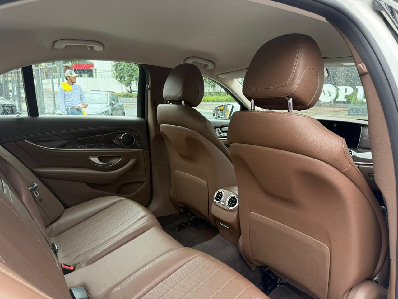 E 200 EXCLUSIVE