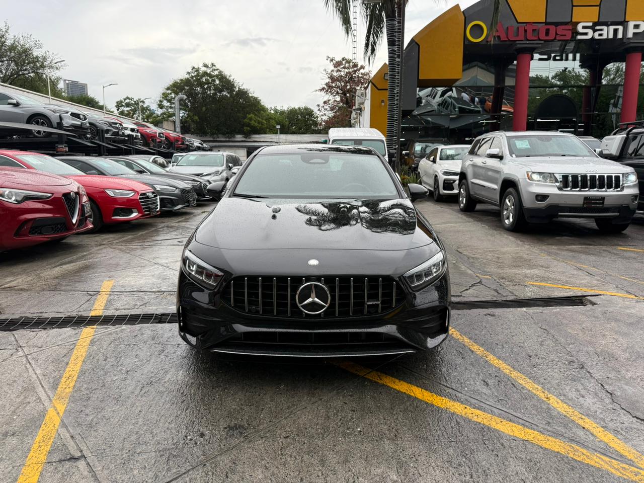 A 35 AMG 4 MATIC