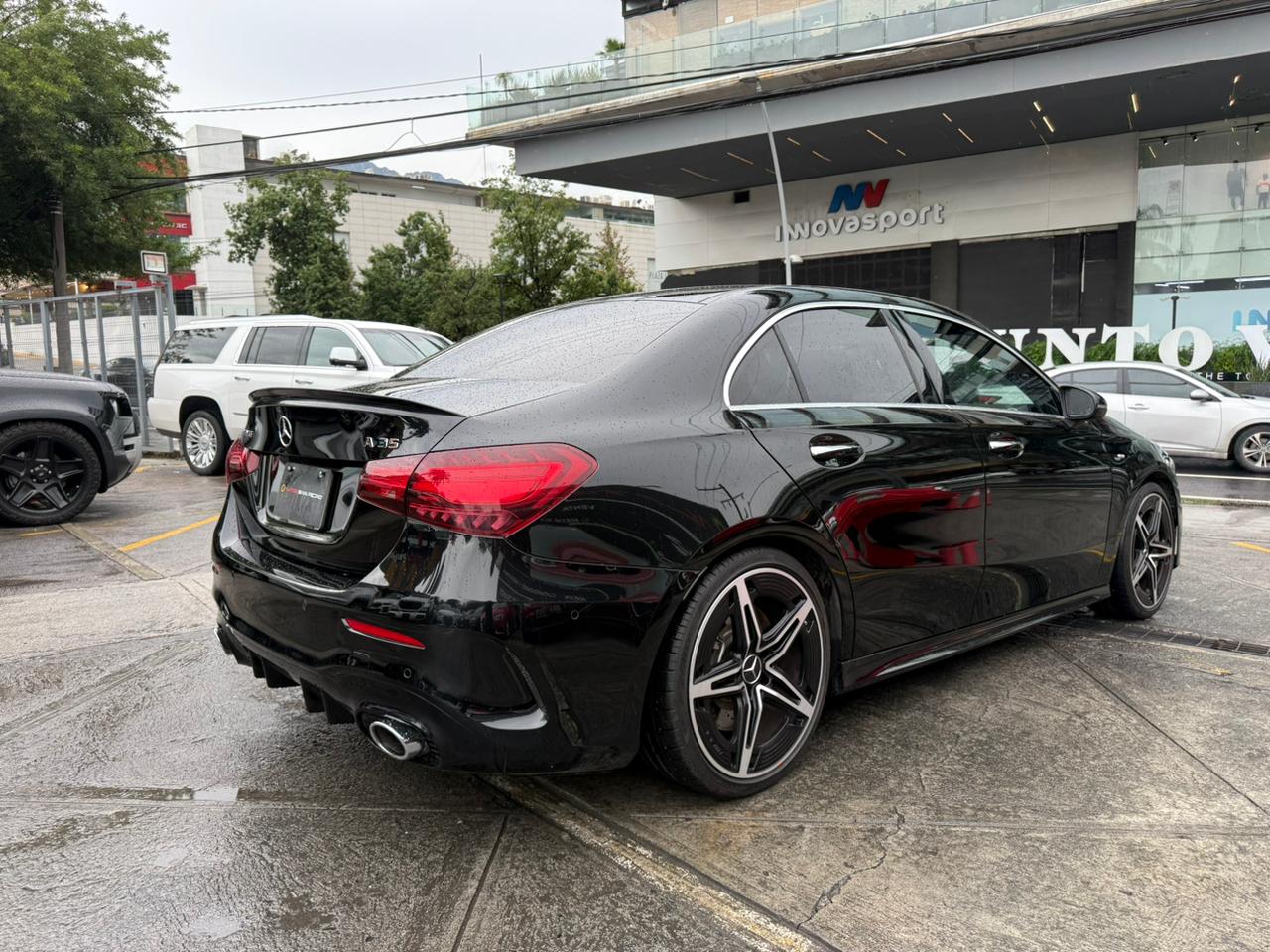 A 35 AMG 4 MATIC