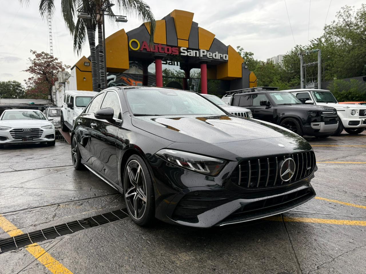 A 35 AMG 4 MATIC