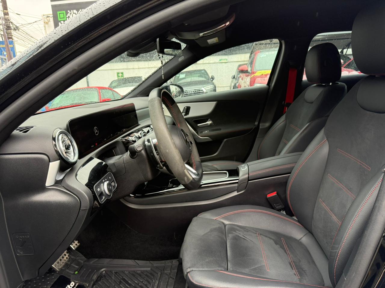A 35 AMG 4 MATIC