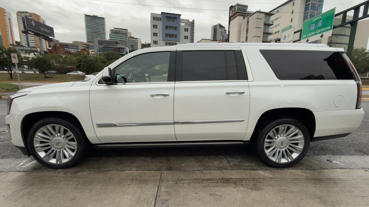 CADILLAC ESCALADE ESV 2017