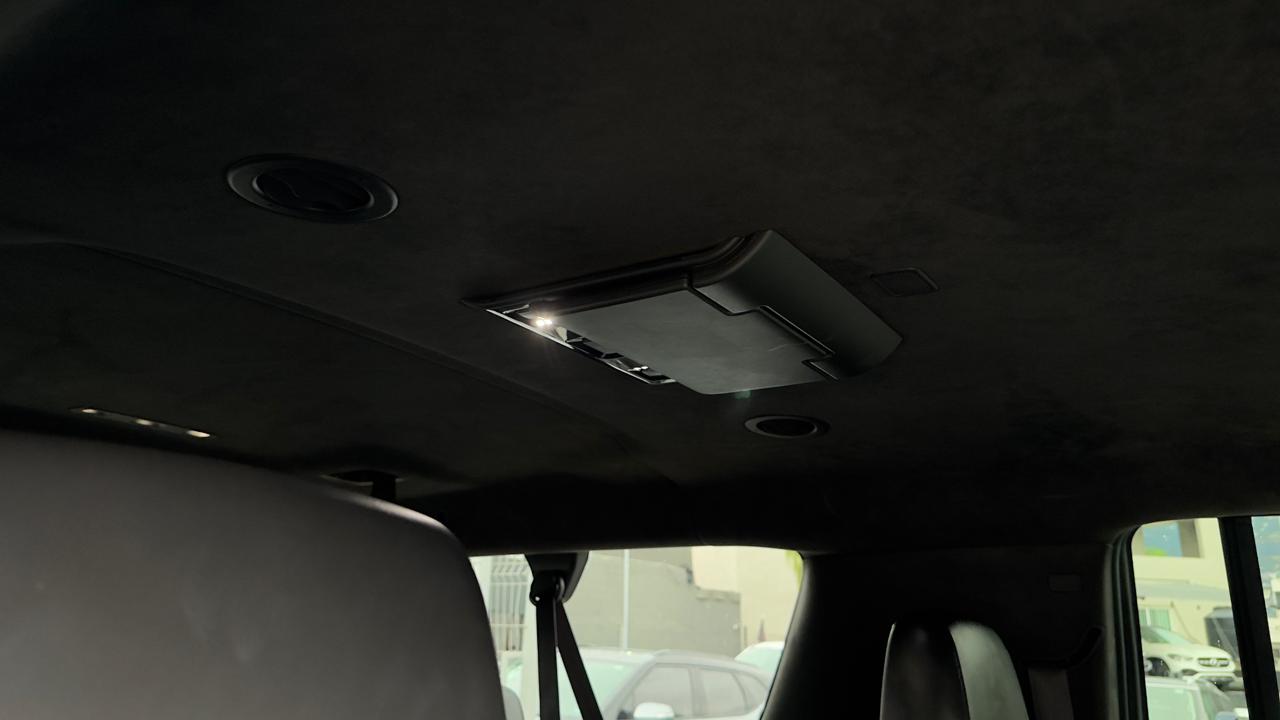 CADILLAC ESCALADE ESV 2017