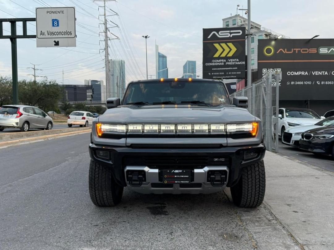 Hummer H2 SUV 2025