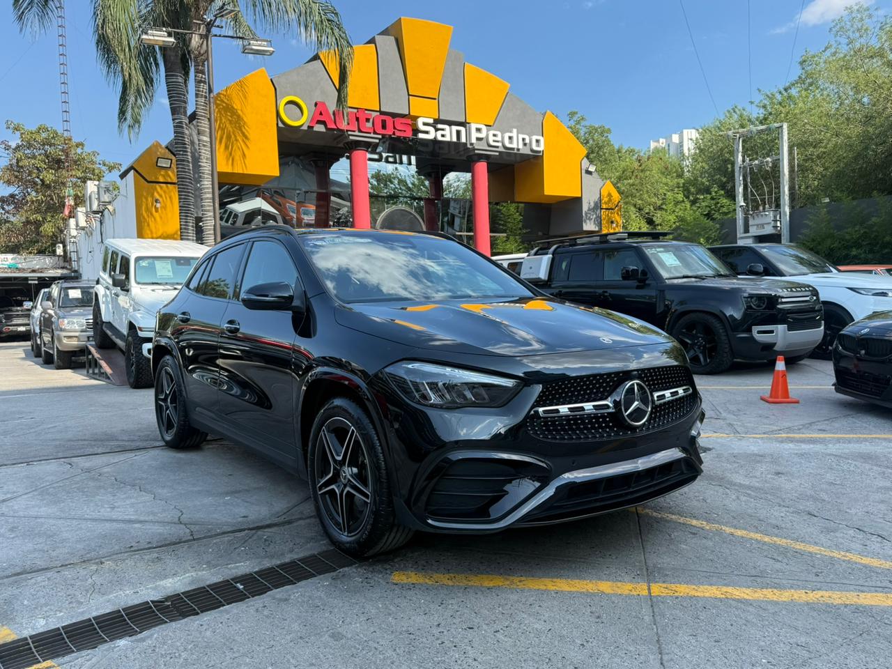 GLA 200 MILD HYBRID
