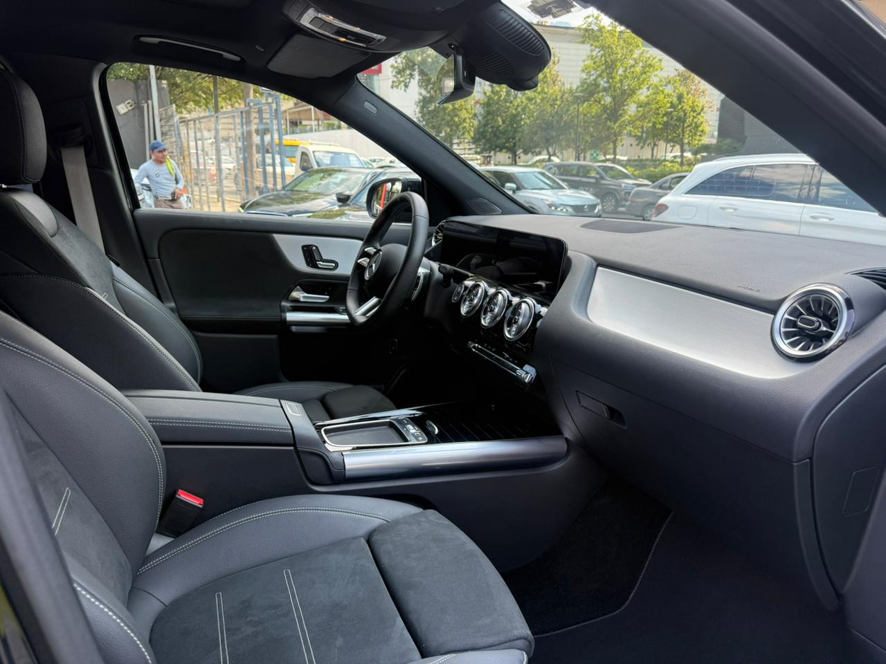 GLA 200 MILD HYBRID