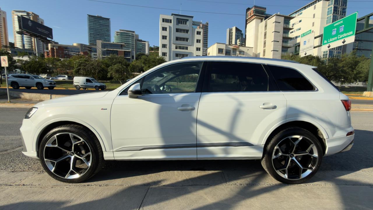AUDI Q7 SLINE MILD HYBRID 2023