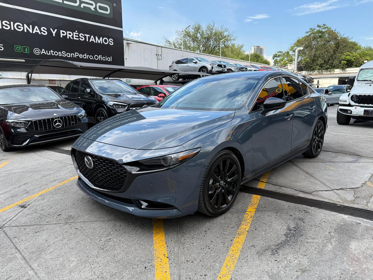MAZDA 3 SIGNATURE
