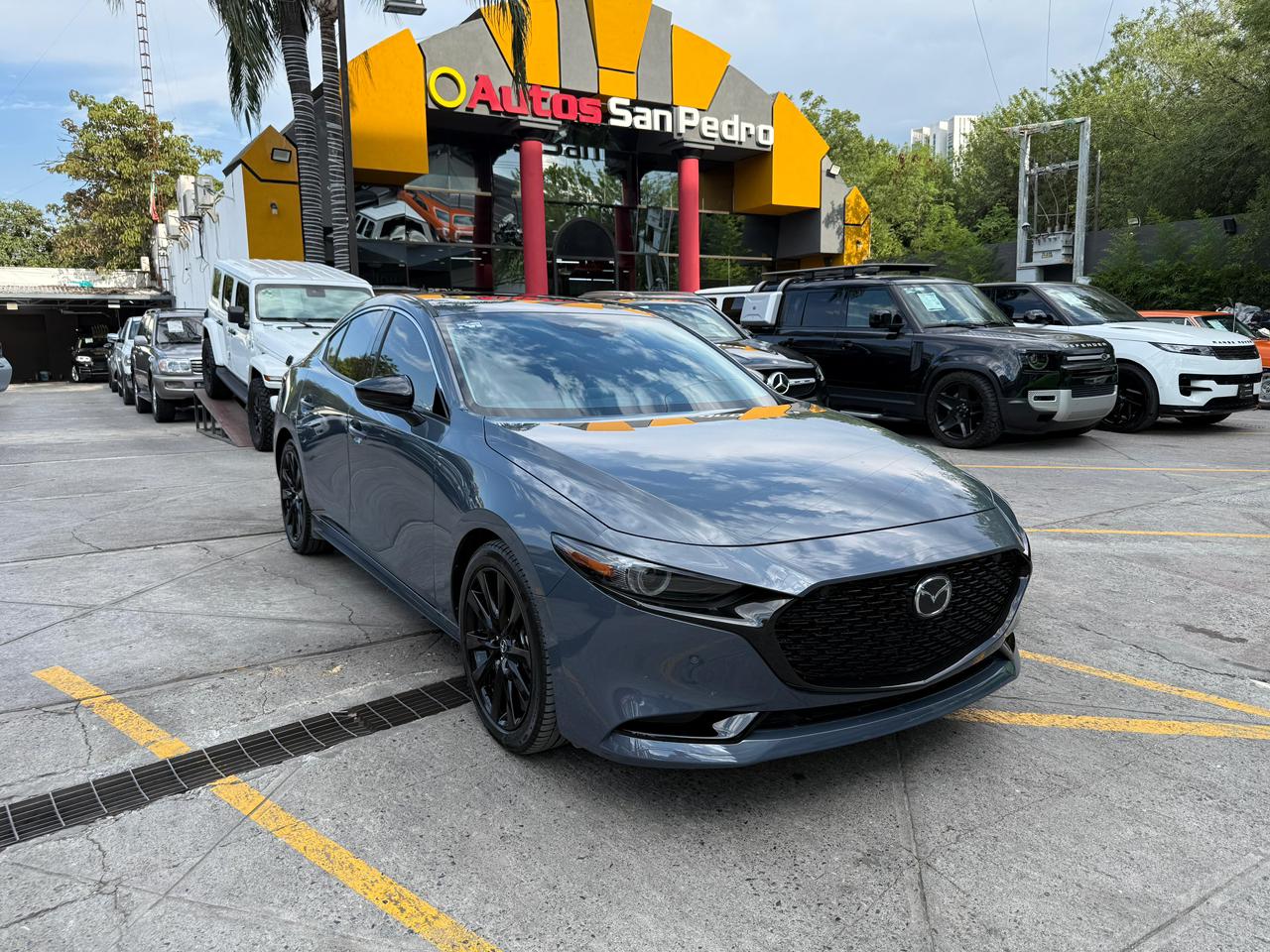 MAZDA 3 SIGNATURE
