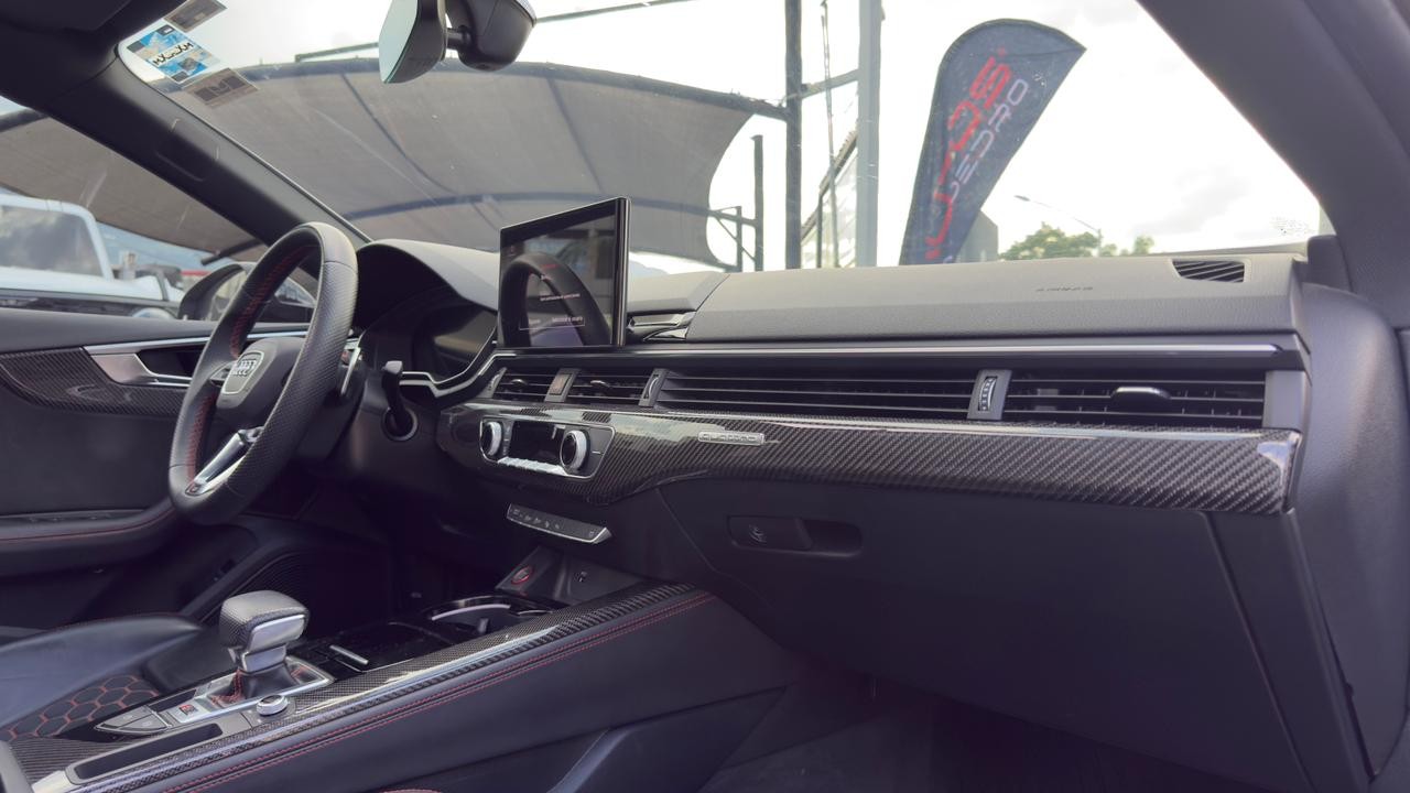AUDI RS5 SPORTBACK 2023