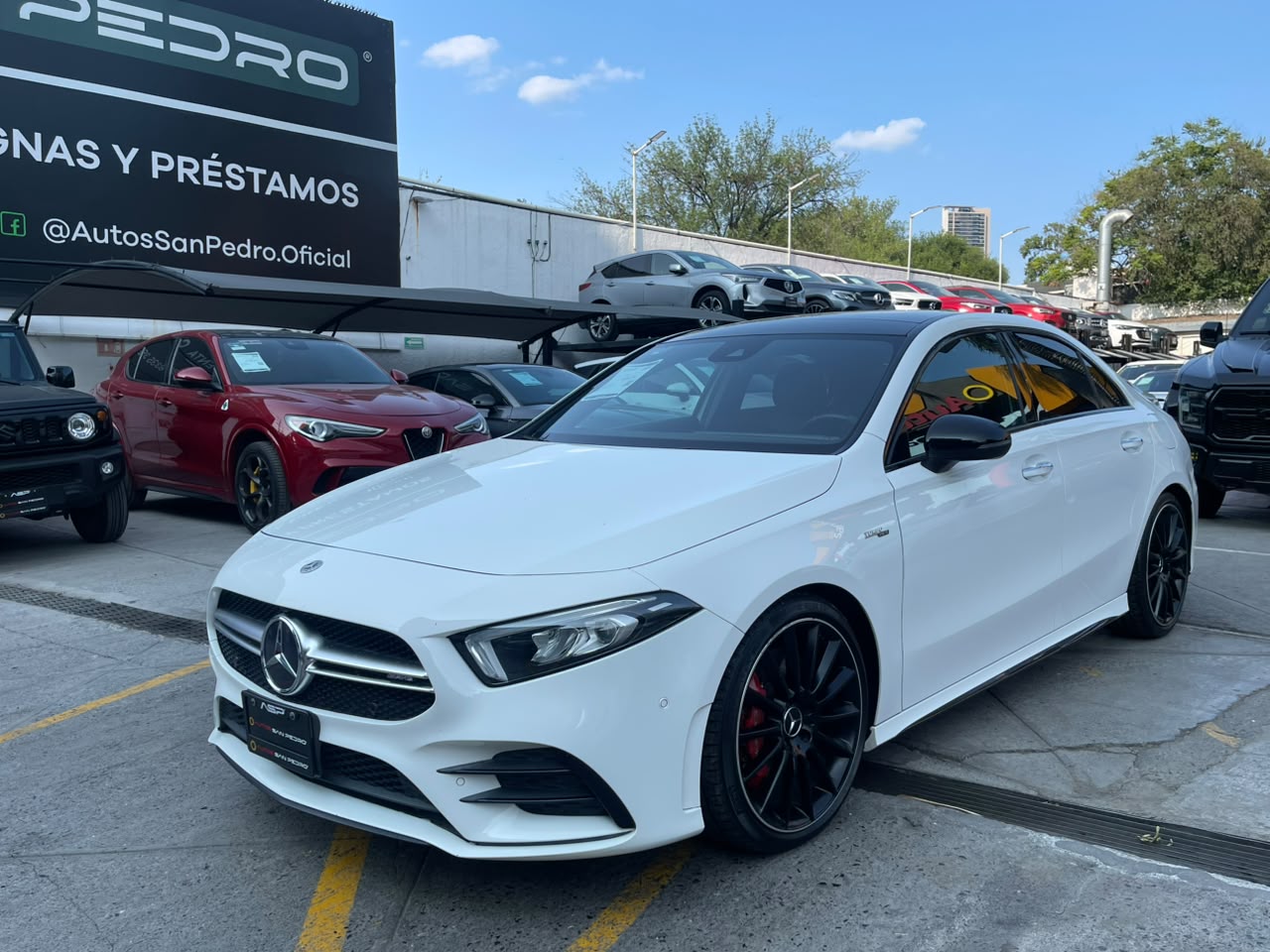 A 35 AMG 4MATIC