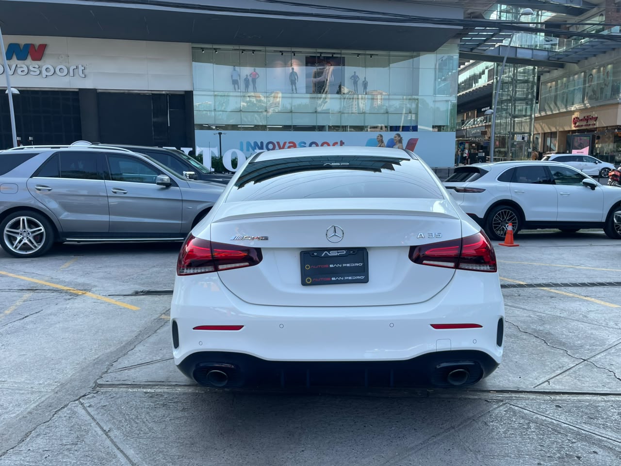 A 35 AMG 4MATIC