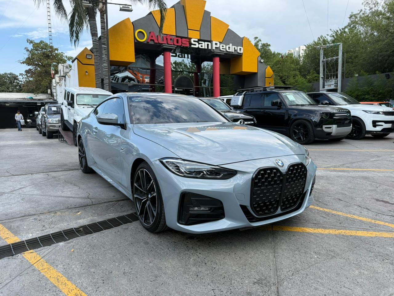 430i