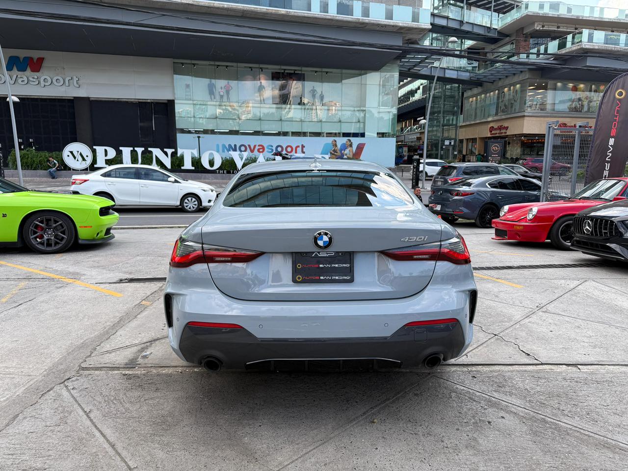 430i