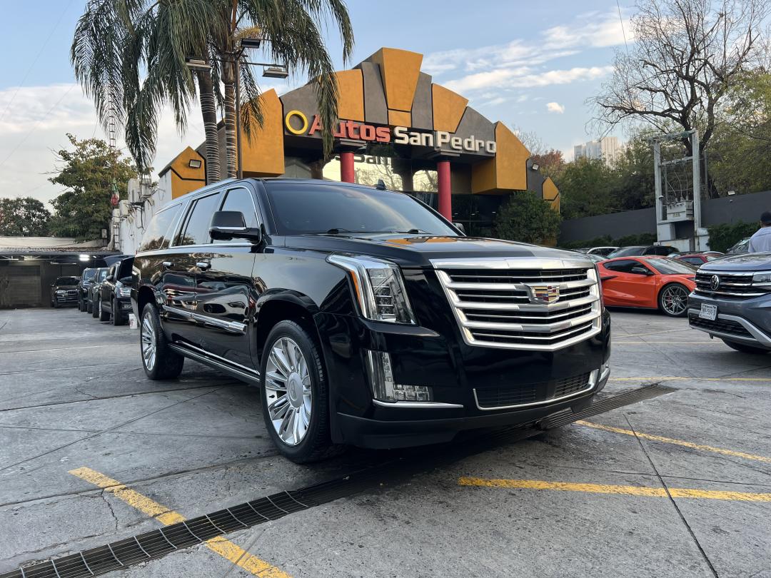 Cadillac ESCALADE 2018
