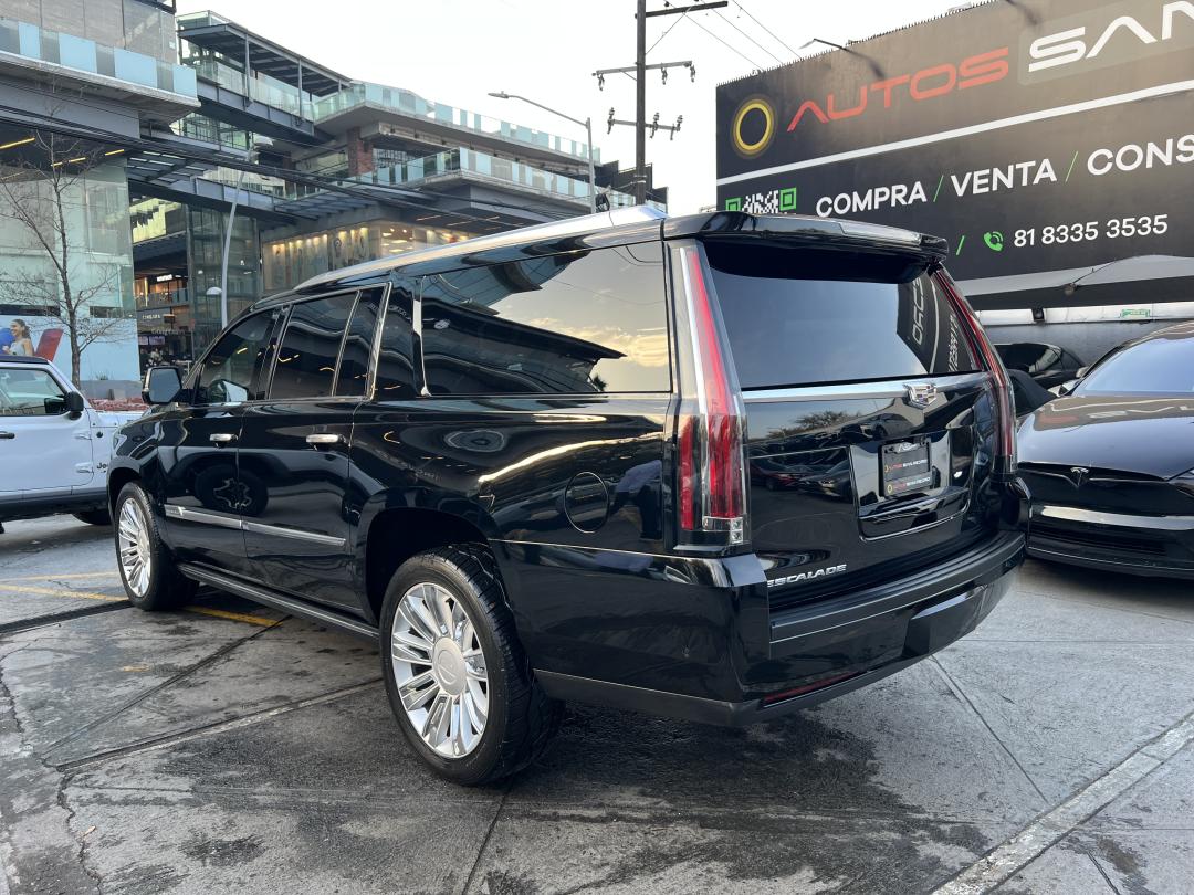 Cadillac ESCALADE 2018