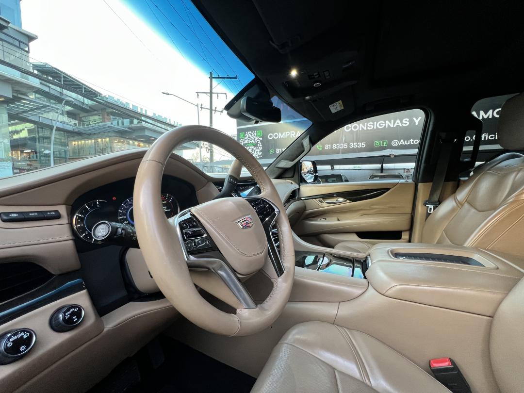 Cadillac ESCALADE 2018