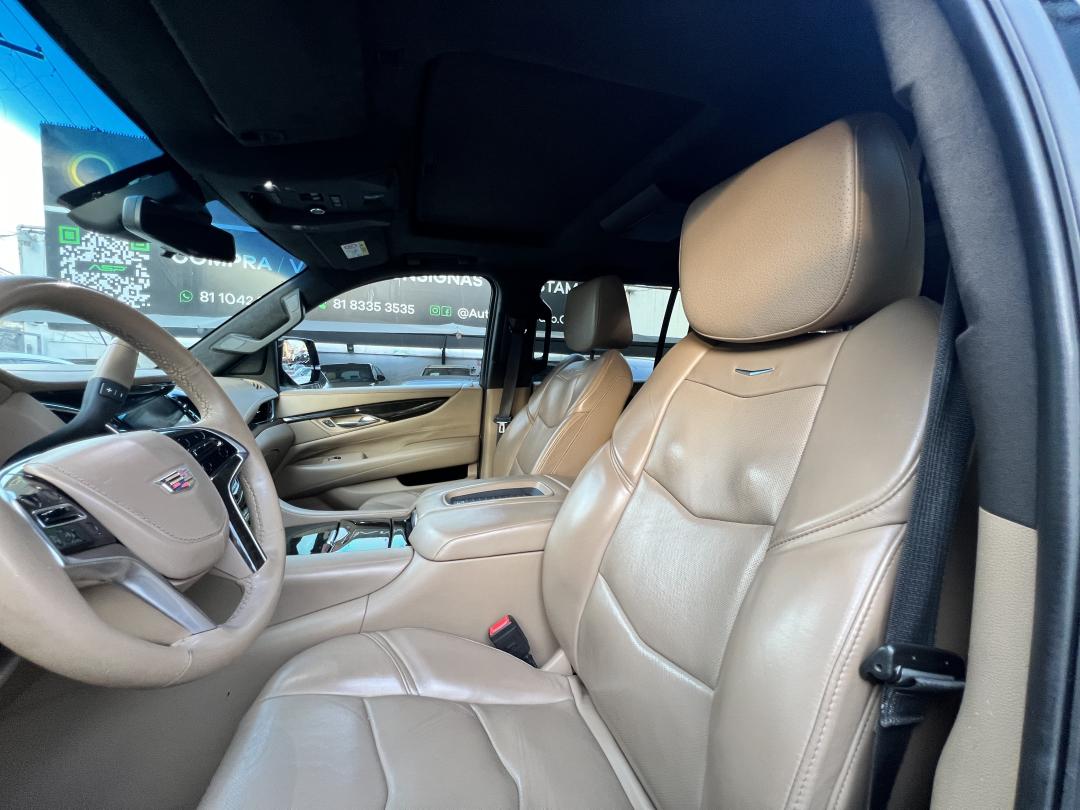 Cadillac ESCALADE 2018