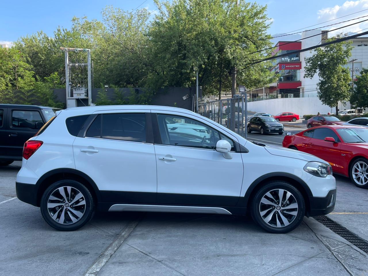 S-CROSS GLX SX4