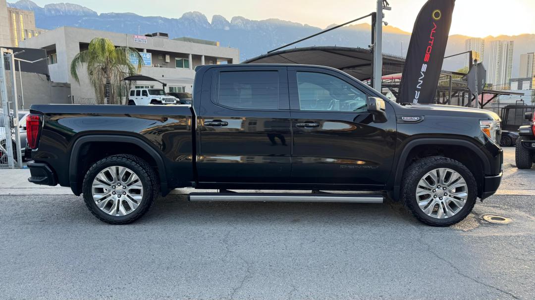 GMC SIERRA DENALI 2021