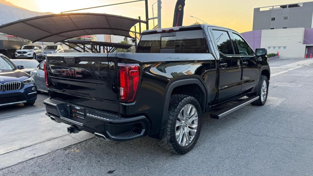 GMC SIERRA DENALI 2021