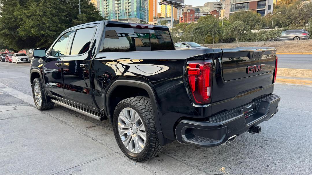 GMC SIERRA DENALI 2021