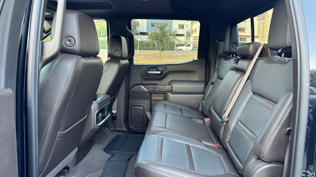 GMC SIERRA DENALI 2021
