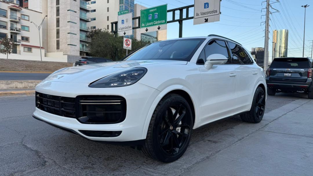 Porsche CAYENNE TURBO 2018