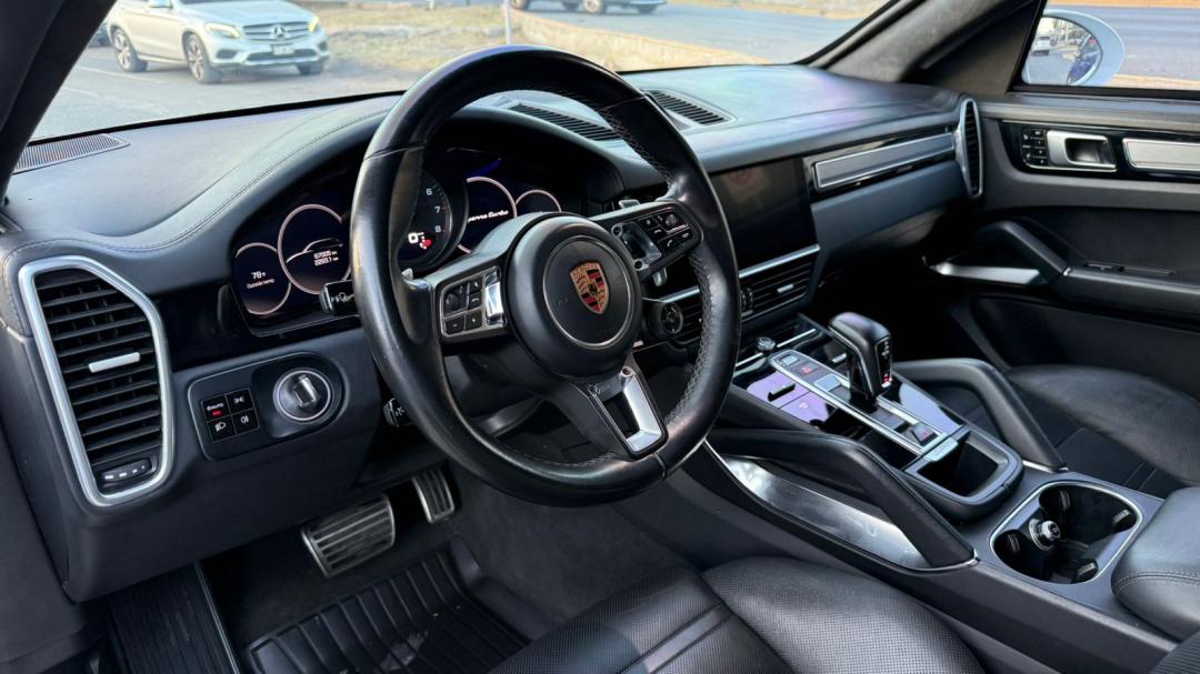 Porsche CAYENNE TURBO 2018