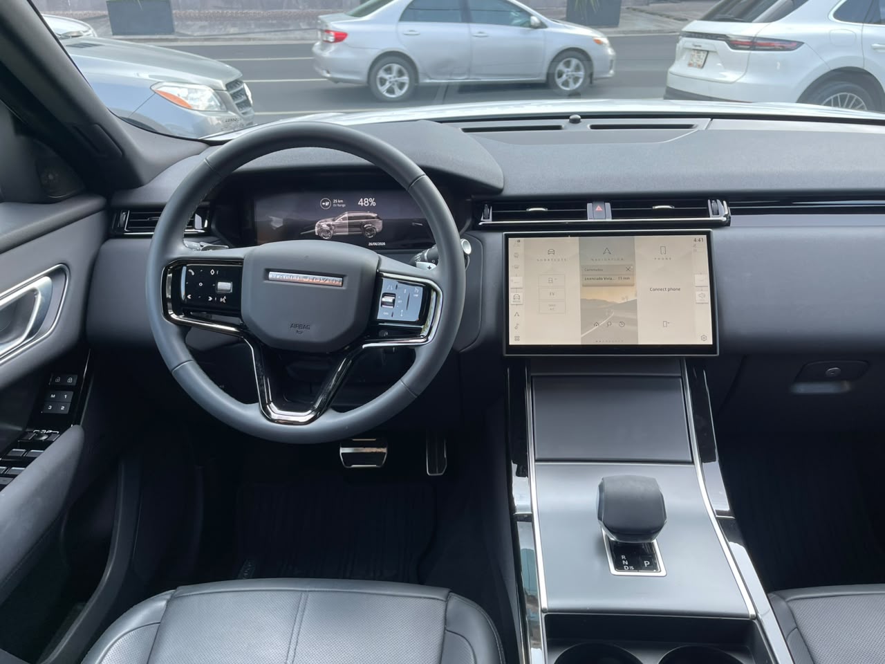 RANGE ROVER VELAR R DYNAMIC SE 404PS HEV