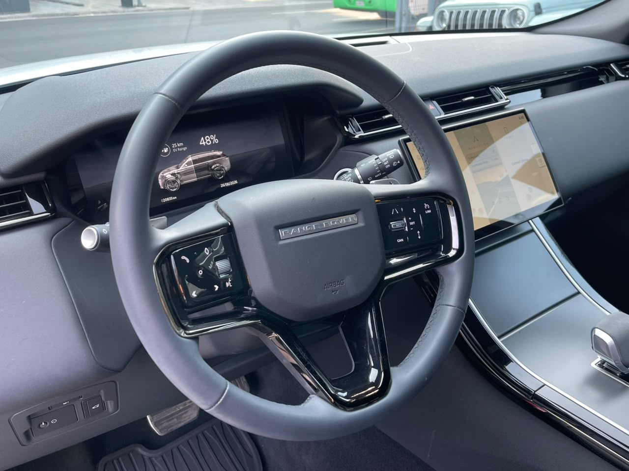 RANGE ROVER VELAR R DYNAMIC SE 404PS HEV