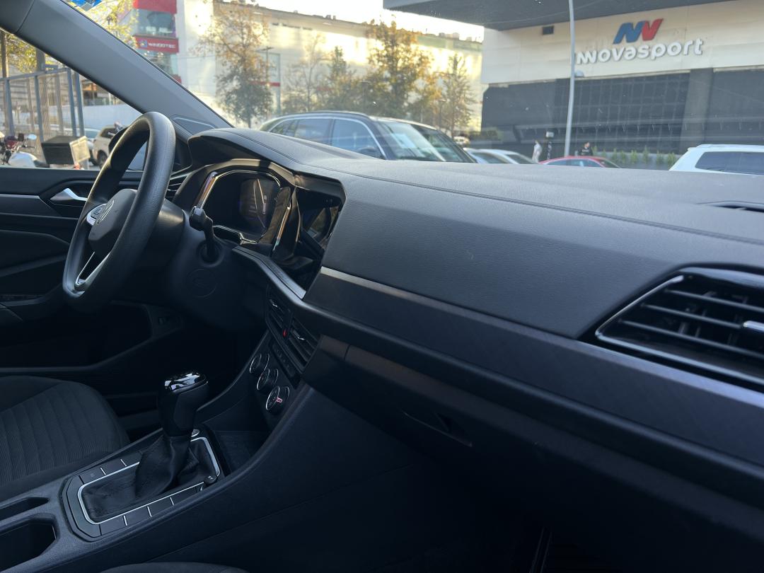 Volkswagen JETTA COMFORTLINE 2024