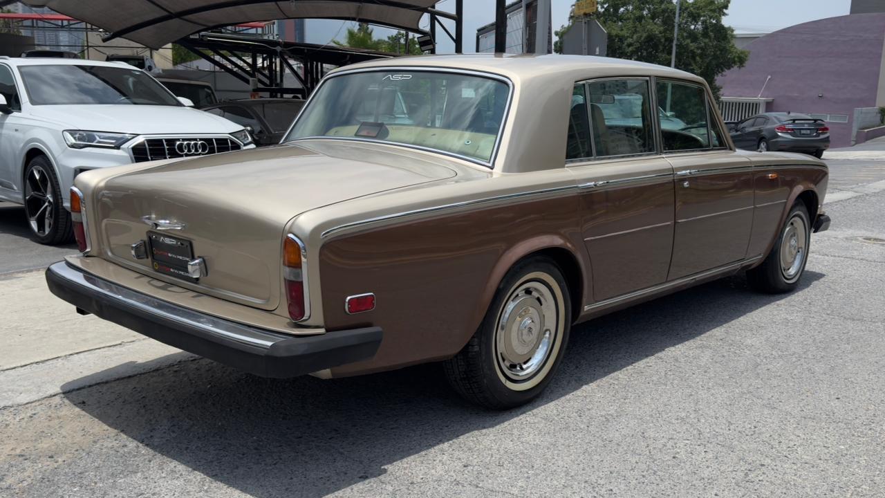 ROLLS ROYCE 1975