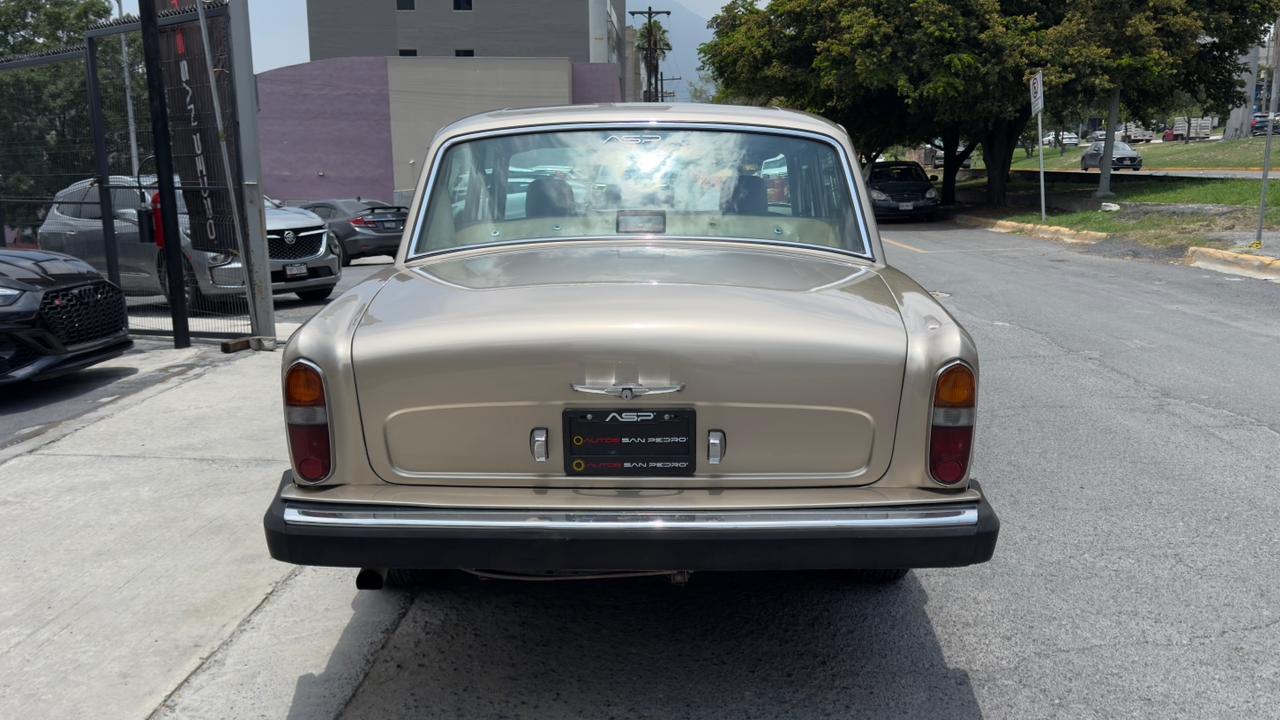 ROLLS ROYCE 1975