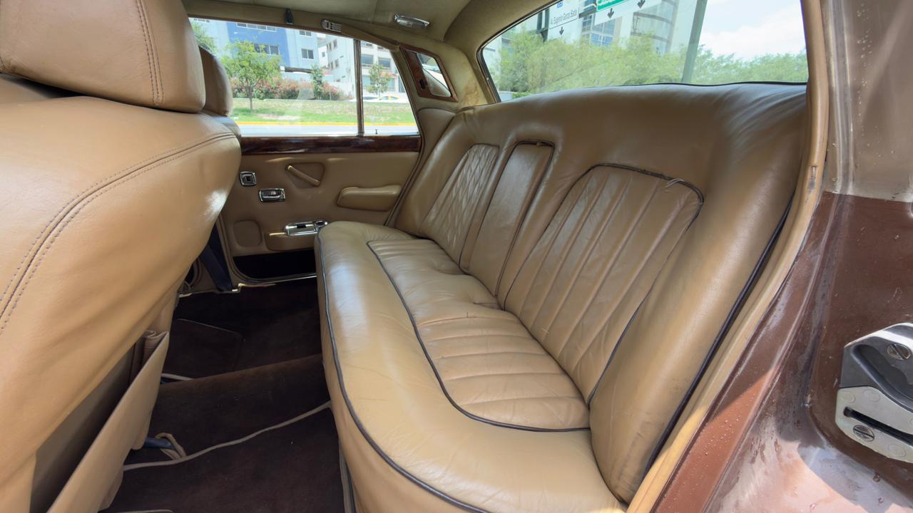 ROLLS ROYCE 1975