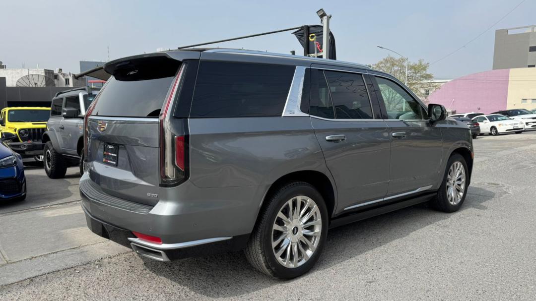 Cadillac ESCALADE 2022