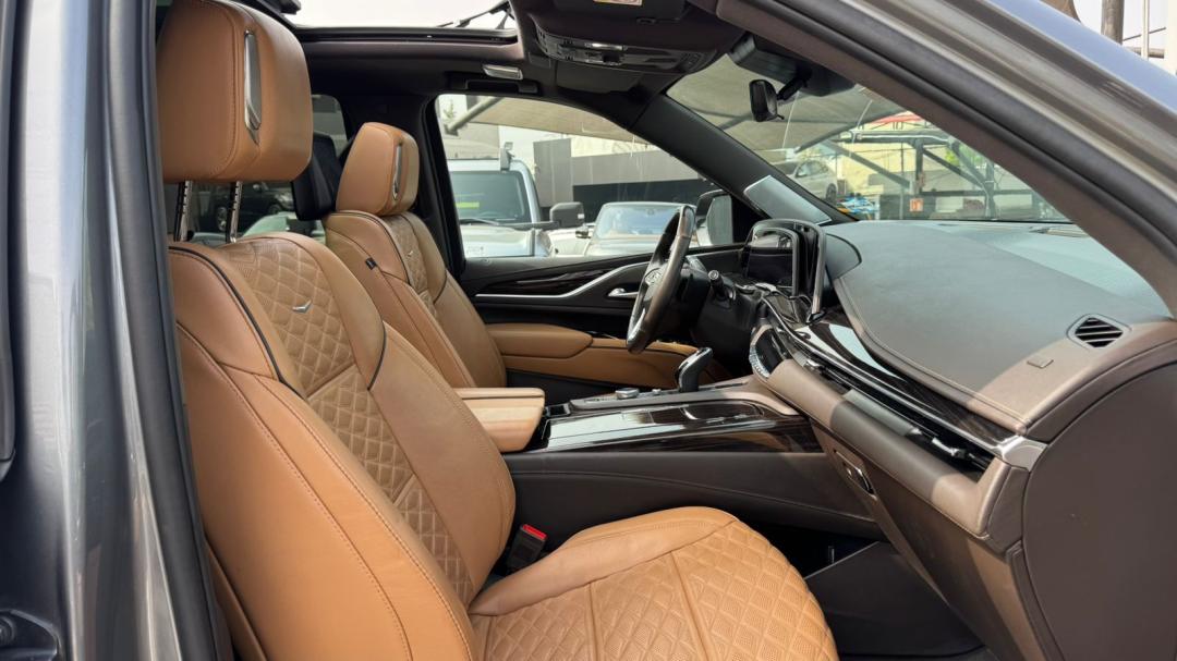 Cadillac ESCALADE 2022