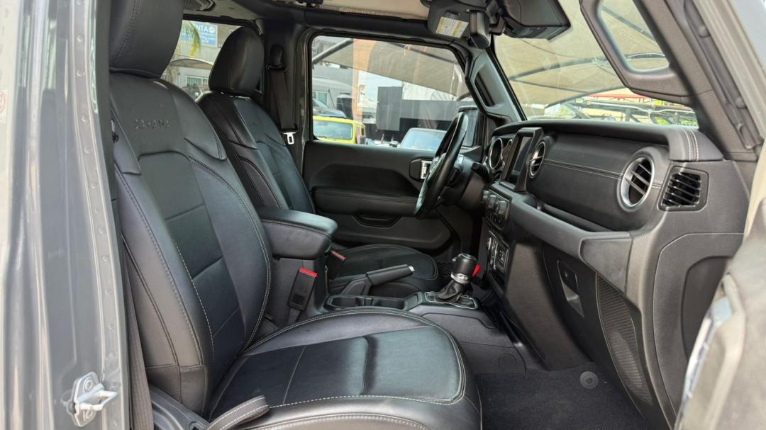 Jeep WRANGLER UNLIMITED SAHARA 4X4 2023