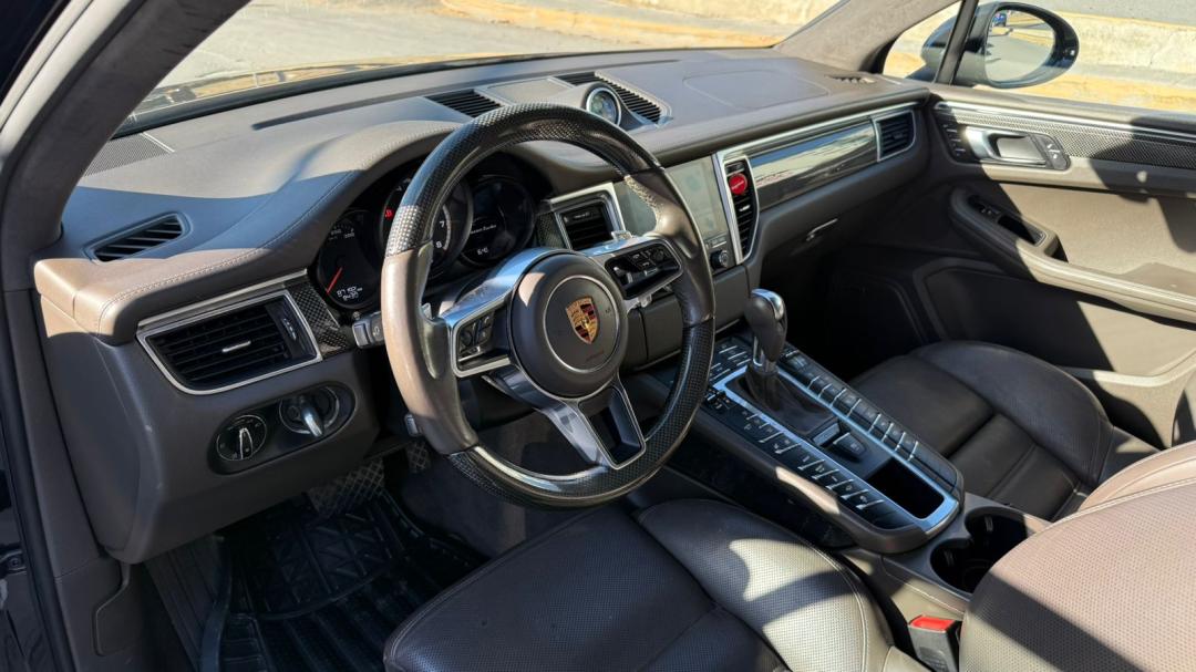 Porsche MACAN TURBO 2018