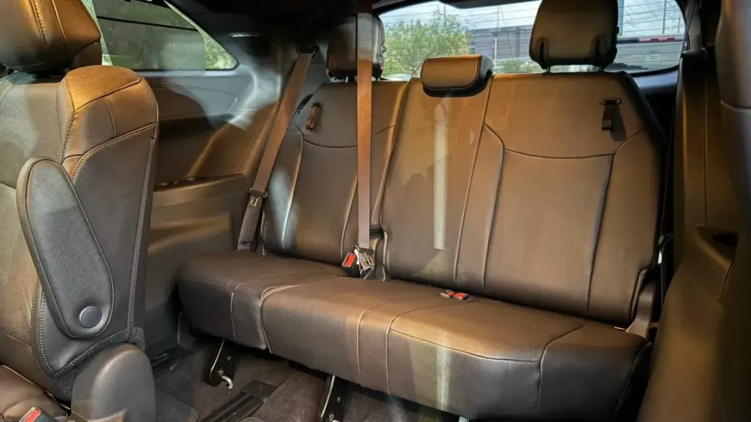 Toyota SIENNA HIBRIDA LIMITED 2025