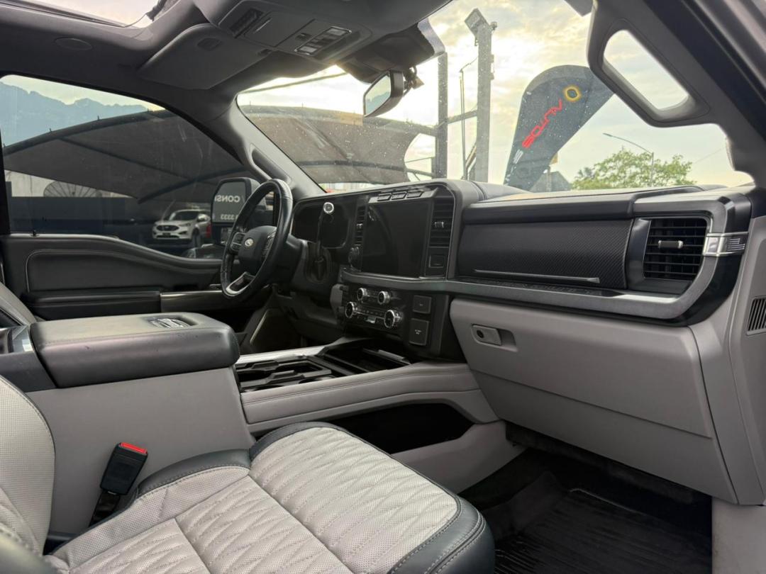 Ford SUPER DUTY LIMITED 2023