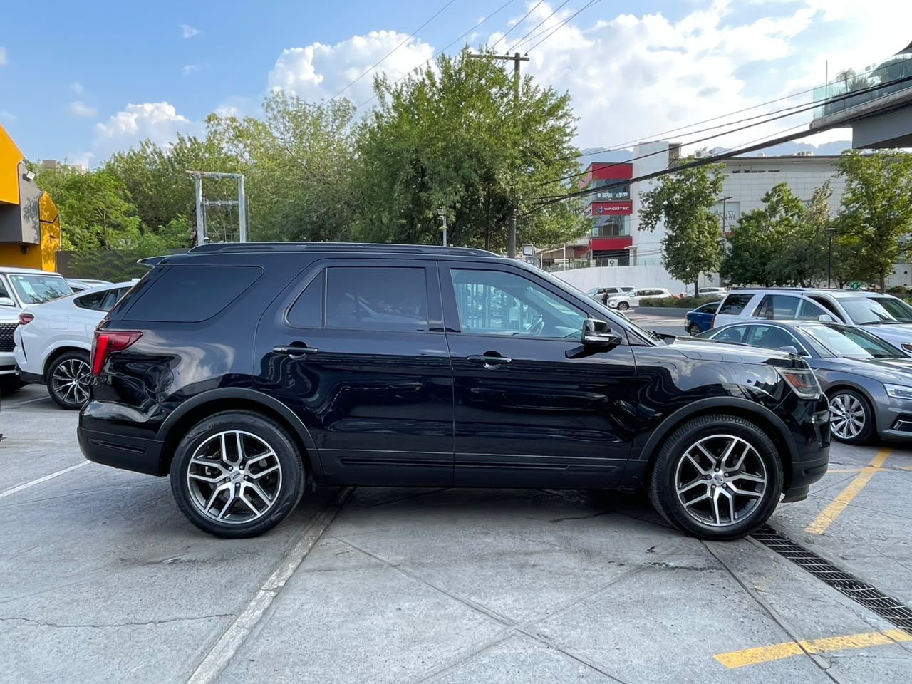 EXPLORER SPORT 4WD