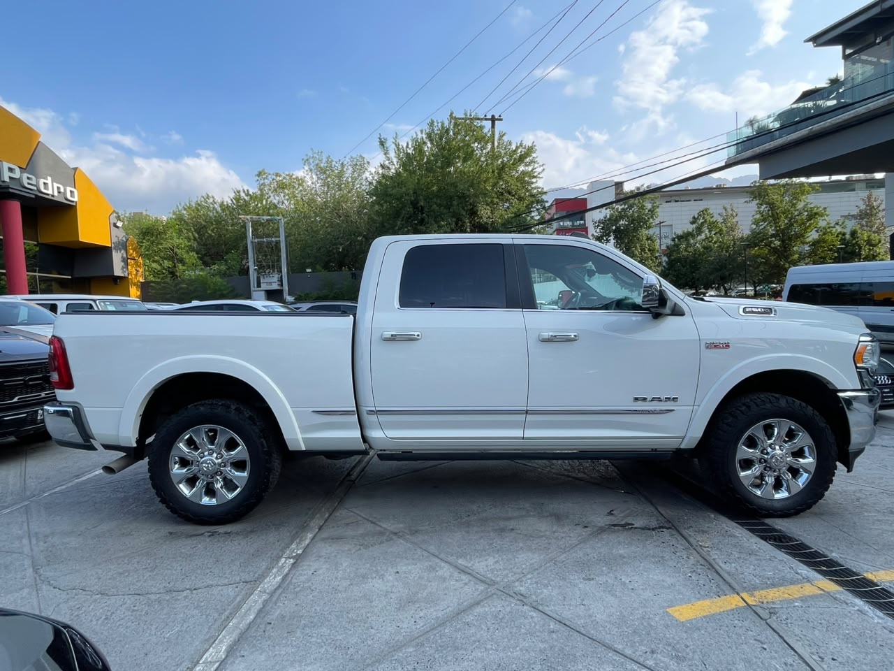 RAM 2500 LIMITED HEAVY DUTY