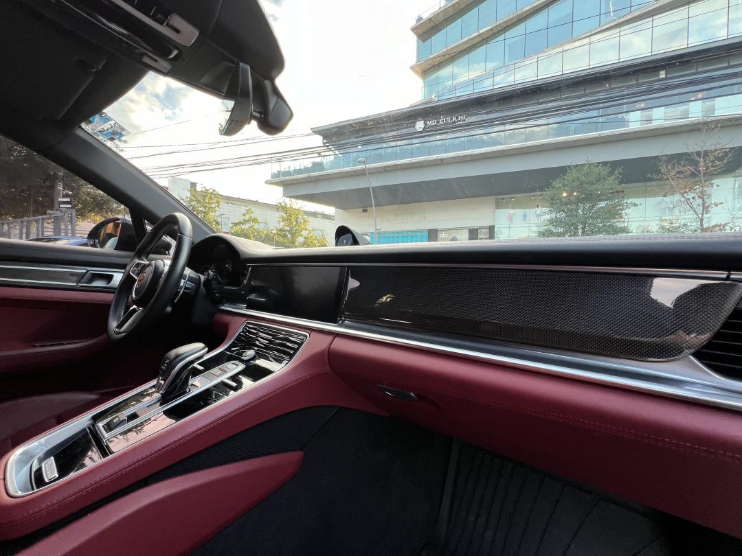 Porsche PANAMERA 2020