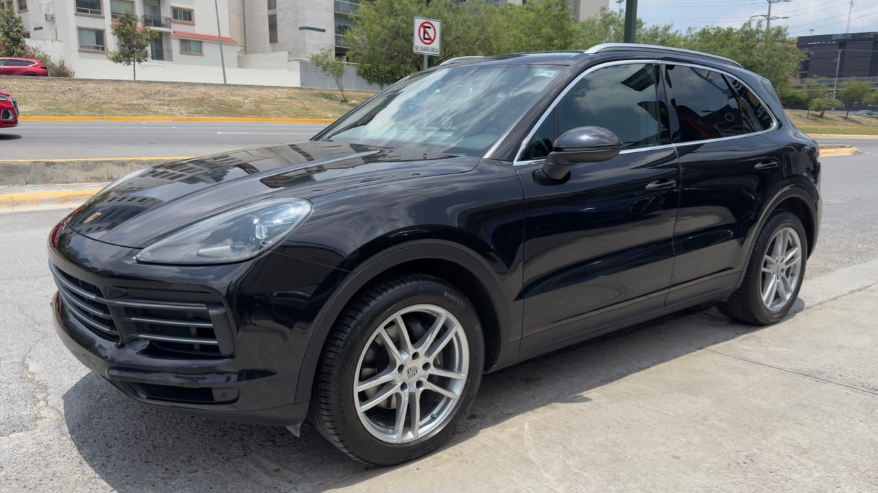 PORSCHE CAYENNE 2020