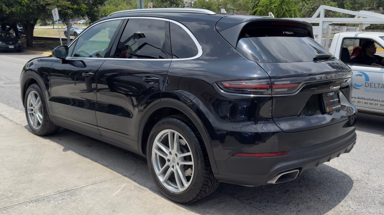 PORSCHE CAYENNE 2020